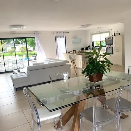 Maison Familiale Avec Piscine Lavillapalmyre *