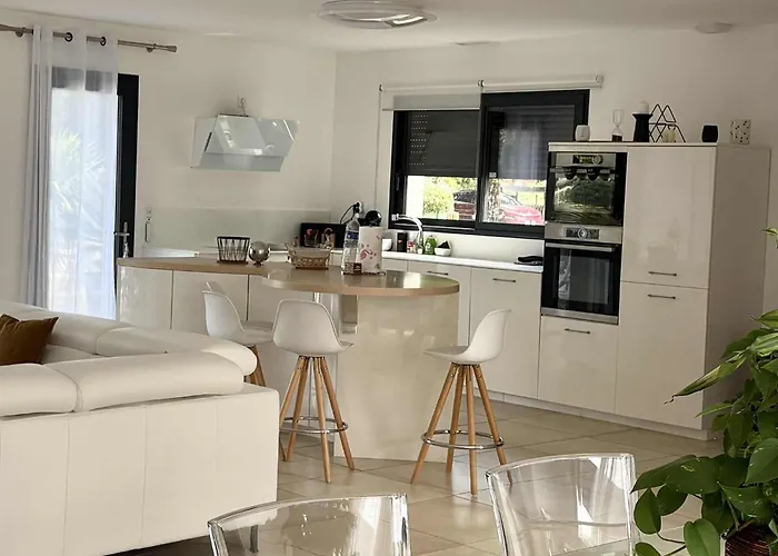 Maison Familiale Avec Piscine Lavillapalmyre *