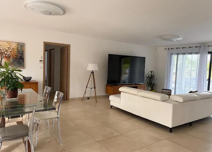 Maison Familiale Avec Piscine Lavillapalmyre Вилла